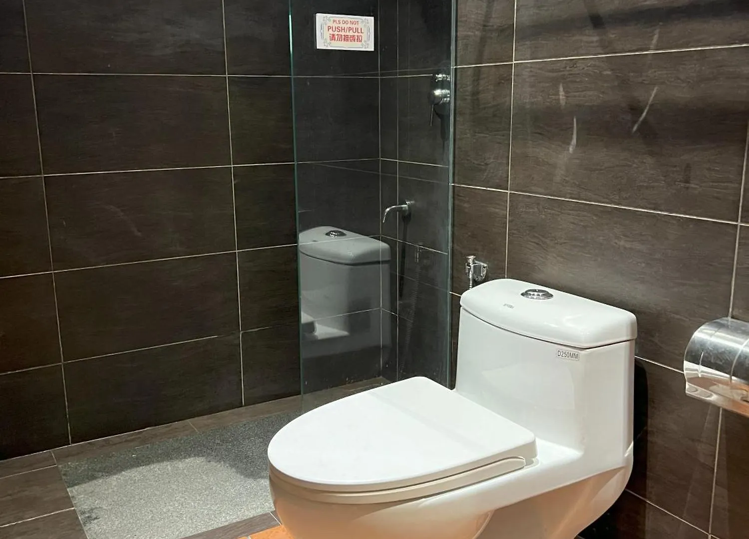 Отель Jom At Deriviera Self Check-In Малакка